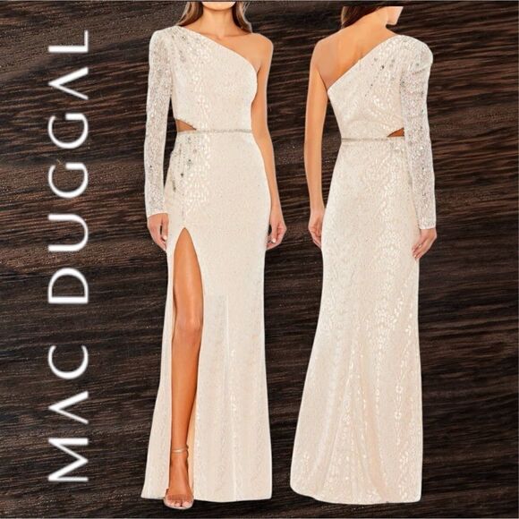 MAC DUGGAL Women’s Embellished One Sleeve Cut Out Gown in the Size 4